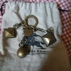 "FIRM* Burberry stud keychain purse charm